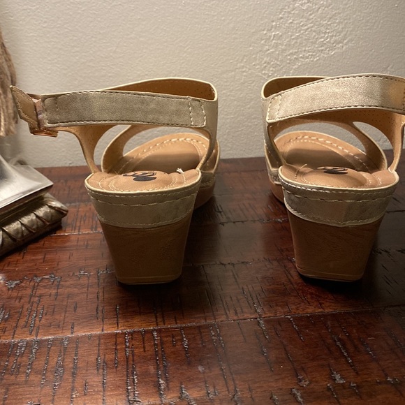 GC WEDGES SANDALS - Picture 4 of 7